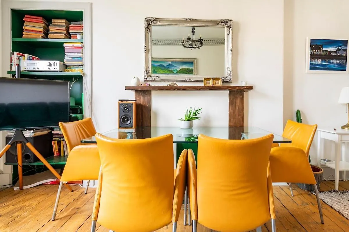 アパート Stunning Central Flat With Modern Furnishings エディンバラ イギリス