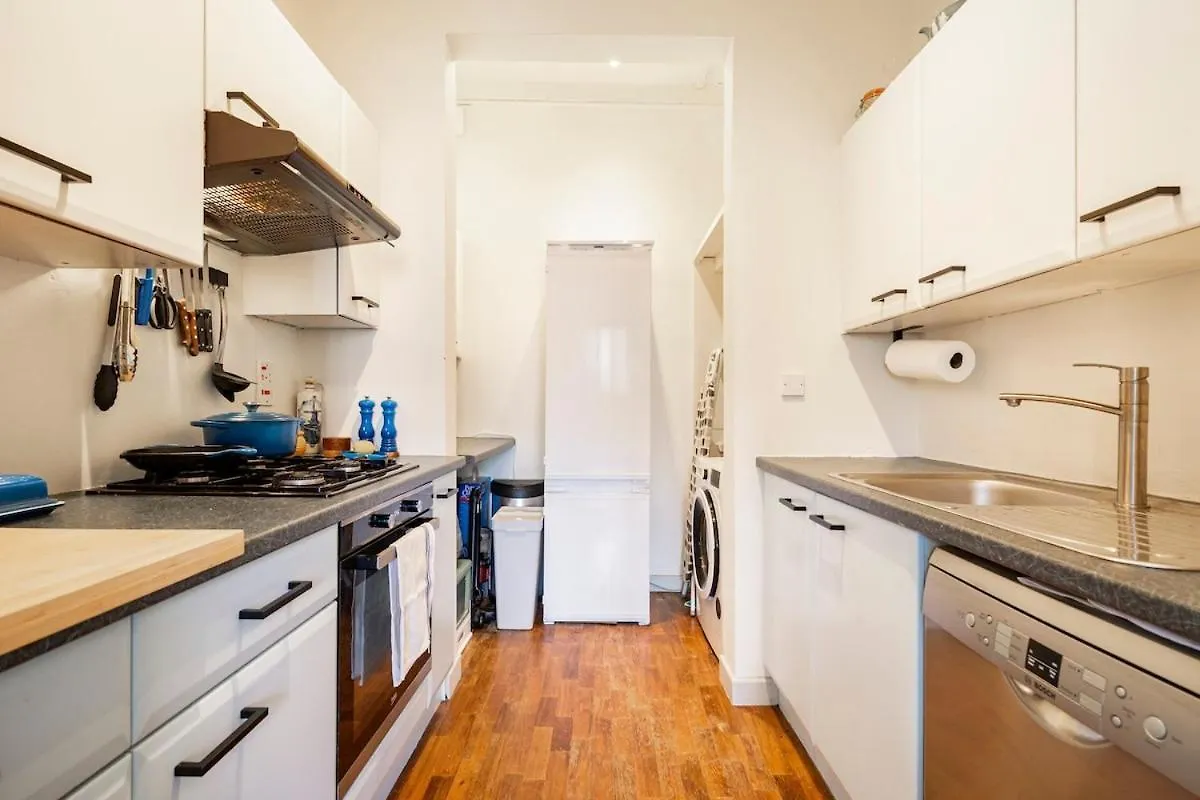 Stunning Central Flat With Modern Furnishings エディンバラ イギリス