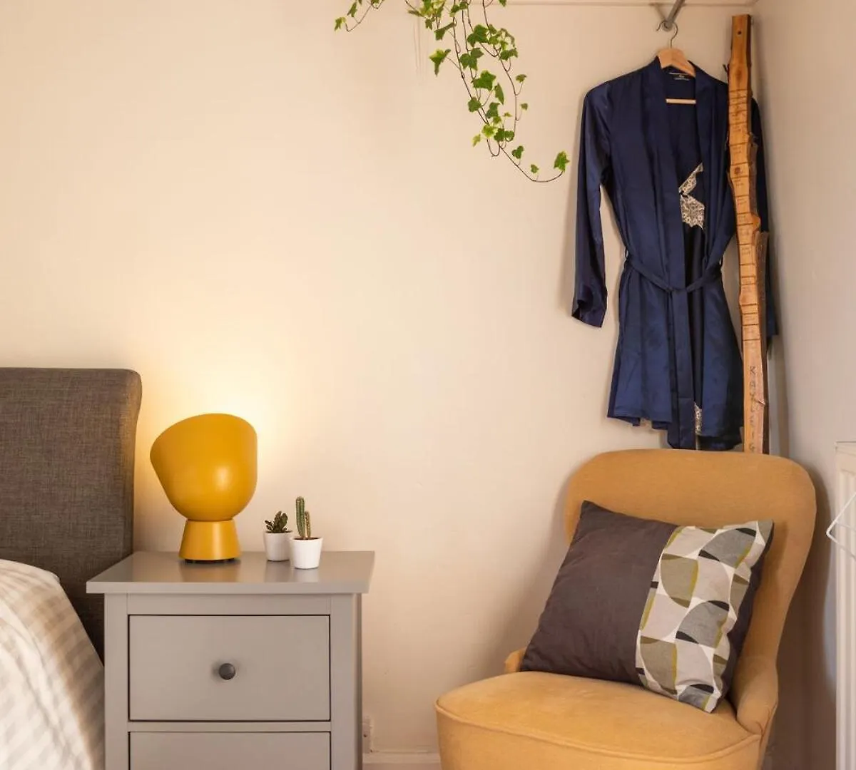 Stunning Central Flat With Modern Furnishings エディンバラ